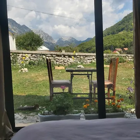 منزل ريفي Boga Cabins